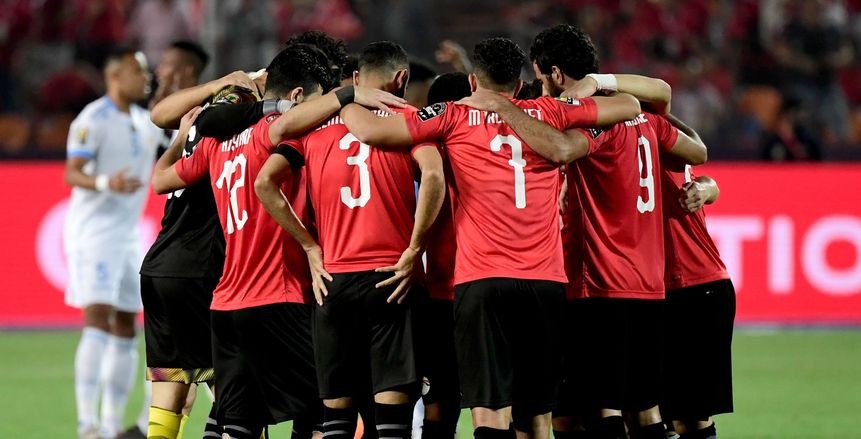 بالصور| ناصر البرنس مشرفًا على أغذية المنتخب الوطني خلال بطولة أمم أفريقيا