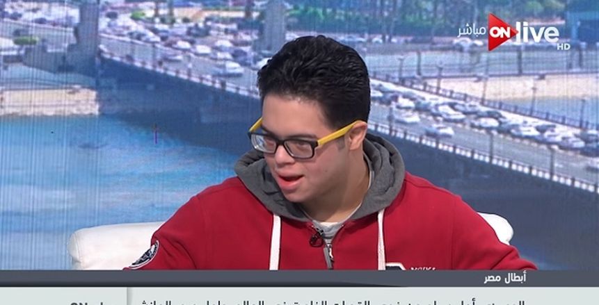السباح محمد الحسيني: «حسيت أن الرئيس السيسي أبويا فعلا»