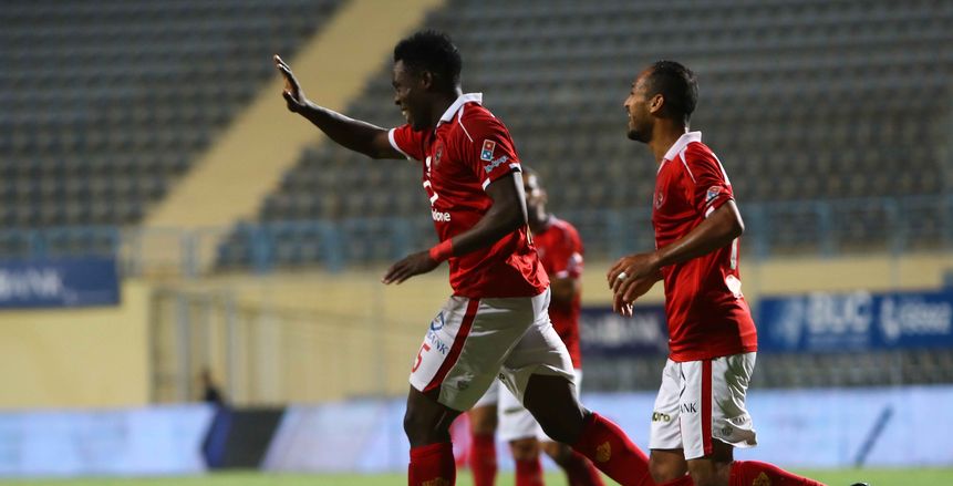 بالصور| «كاف» يحتفل بعيد ميلاد مهاجم الأهلي السابق