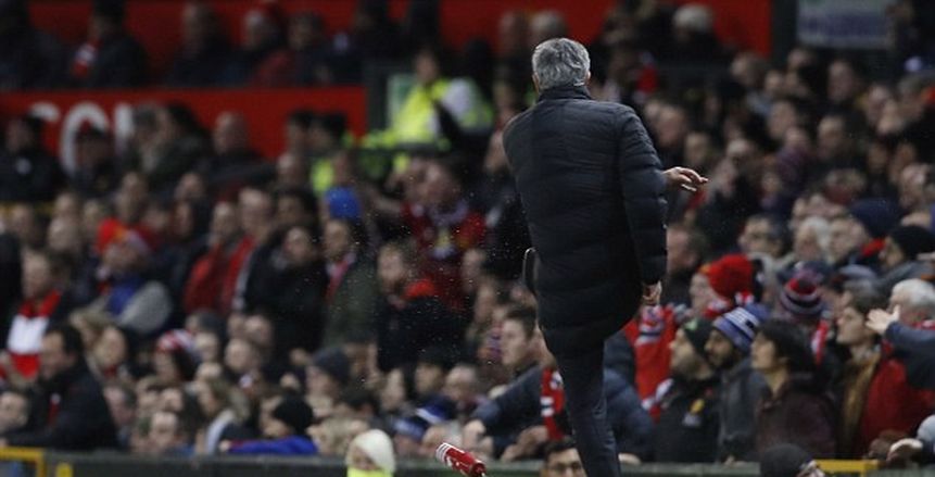 الديلي ميل: ردود فعل مورينيو الحمقاء تكلف اليونايتد غاليا