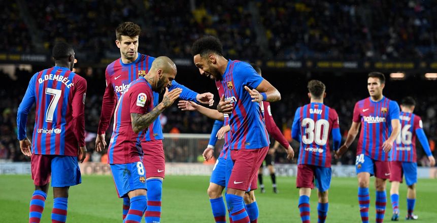 موعد مباراة برشلونة وإشبيلية والقنوات الناقلة في الدوري الإسباني