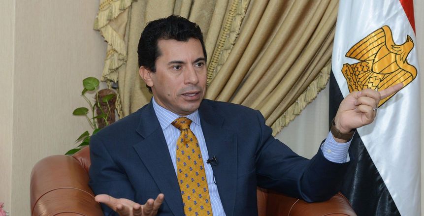 وزير الرياضة يشيد بأداء ميرال أشرف بدوري الجامعات الأمريكية لكرة السلة