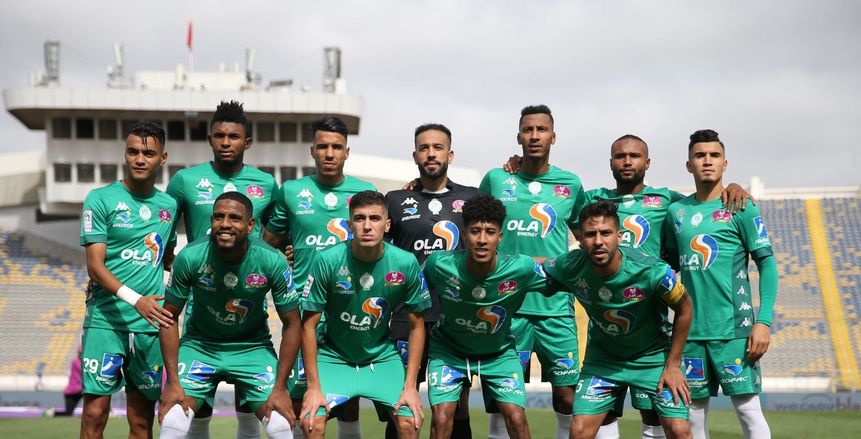 تقرير: رحيل 11 لاعبا عن صفوف الرجاء المغربي.. و«أحداد» على رأسهم
