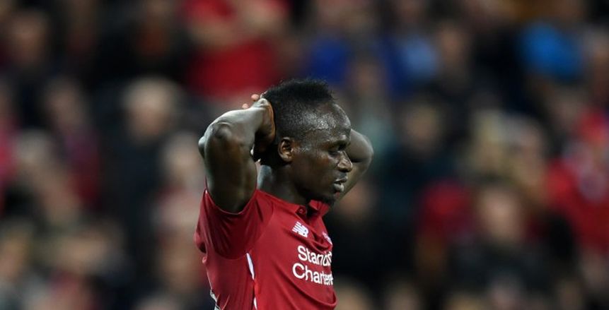 «كلوب» يدعمهم.. جماهير ليفربول تصب غضبها على «ماني»