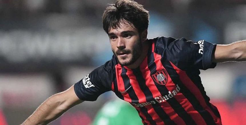 الهلال السعودي يضم لعب سان لورينزو الأرجنتيني