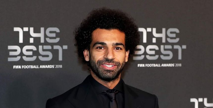 بالصور| توافد أهالى قرية «صلاح» لمتابعة حفل «أفضل لاعب في العالم»