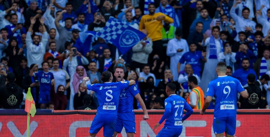 الهلال يفتتح الدوري السعودي بمواجهة الأخدود.. الموعد والقنوات الناقلة