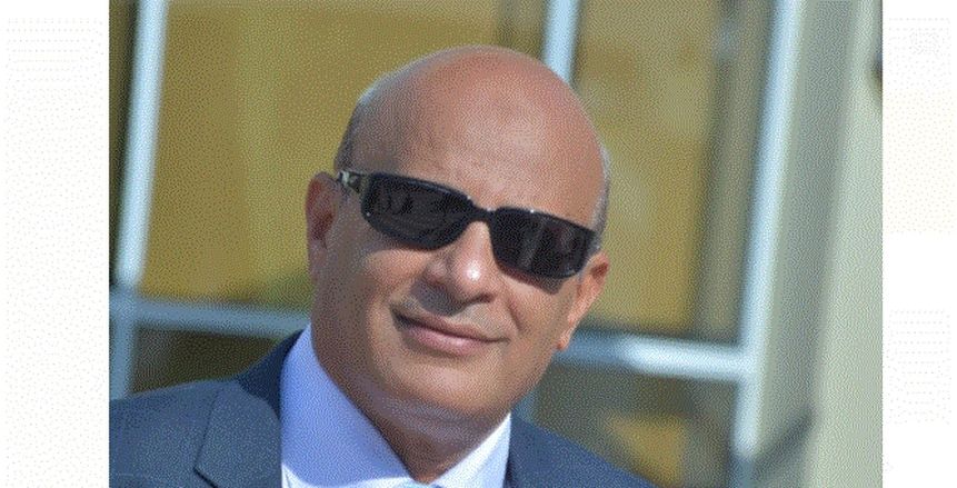حاتم سمير يدلي بصوته في انتخابات مجلس الشيوخ
