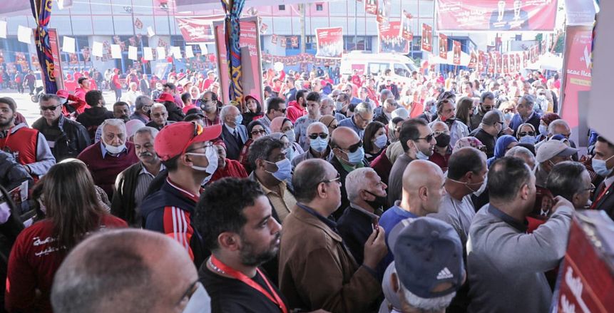 إقبال كثيف من أعضاء الأهلي للتصويت بعد فتح باب الترشح للانتخابات