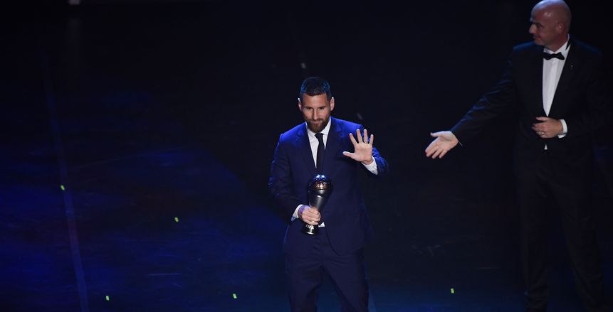 عاجل.. ليونيل ميسي يتوج بجائزة الأفضل بالعالم