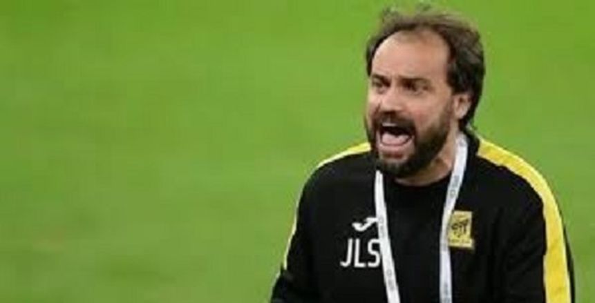 من هو لويس سييرا المرشح الأول لتدريب الزمالك؟.. مدرب كهربا الأسبق