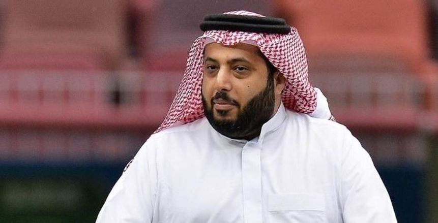 تركي آل الشيخ يمد حبال الود مع الأهلي: أدعم الكيان