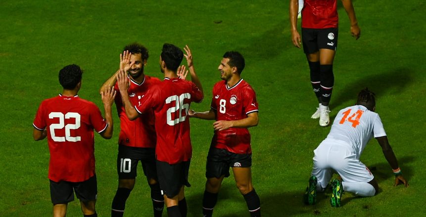 فيتوريا يعلن تشكيل منتخب مصر أمام ليبيريا.. كوكا في الهجوم