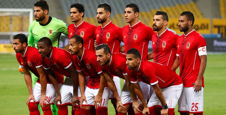 10 دقائق| التعادل السلبي يسيطر على لقاء الأهلى وسموحة