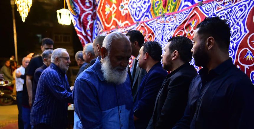 توافد نجوم كرة القدم المصرية على عزاء محمد صبري في الحامدية الشاذلية «صور»