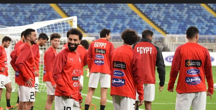 جلسة تصوير للاعبي منتخب مصر قبل انطلاق أمم أفريقيا «فيديو»