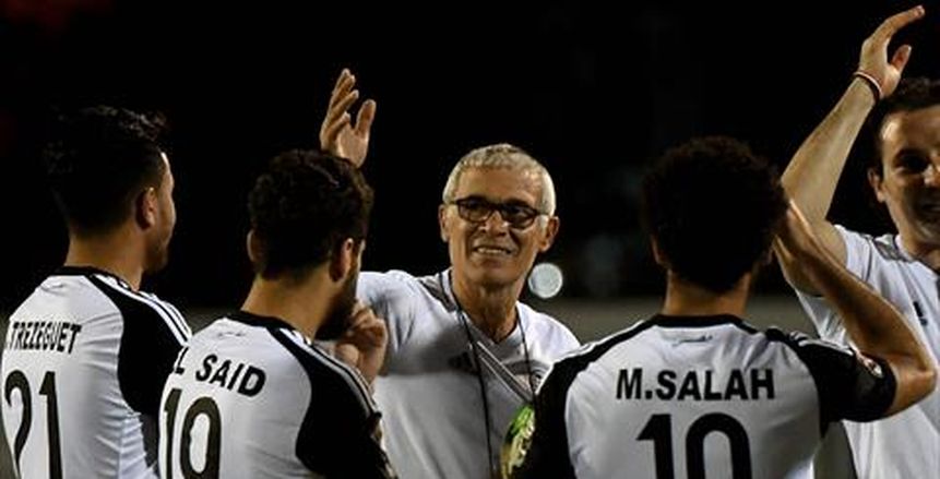 الجابون 2017| بعد إصابة خط هجوم منتخب مصر.. "كهربا وصلاح" البديل الأقرب لمركز رأس الحربة
