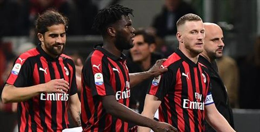 ميلان يفوز على بولونيا.. ويحافظ على آماله في المشاركة بدوري الأبطال