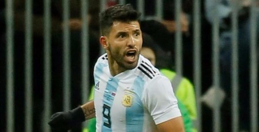 سيرجيو أجويرو يعود للكرة مع نجوم العصر الحديث في أمريكا