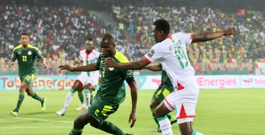 منتخب السنغال يعبر بوركينا فاسو بثلاثية.. ويتأهل إلى المباراة النهائية