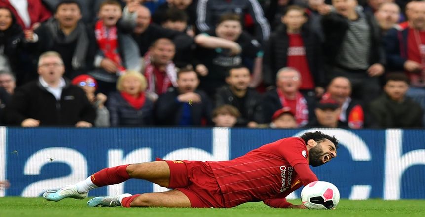 عاجل.. محمد صلاح يخرج مٌصابًا في مباراة توتنهام