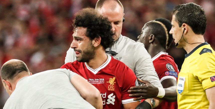 «الشحات» يؤازر محمد صلاح بعد إصابته: «دموعك غالية علينا»