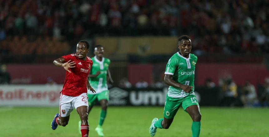 الأهلي ينهي الشوط الأول بالتقدم على القطن الكاميروني بهدفين