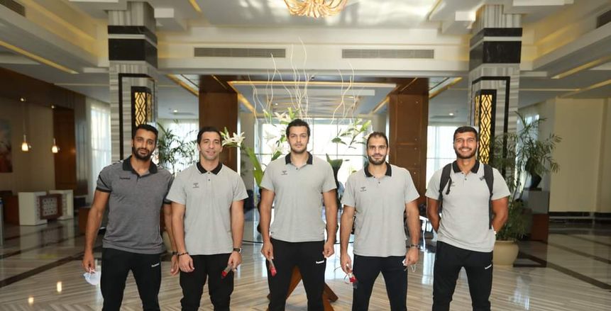 منتخب اليد يصل معسكره المغلق في الغردقة استعدادا للمونديال (صور)