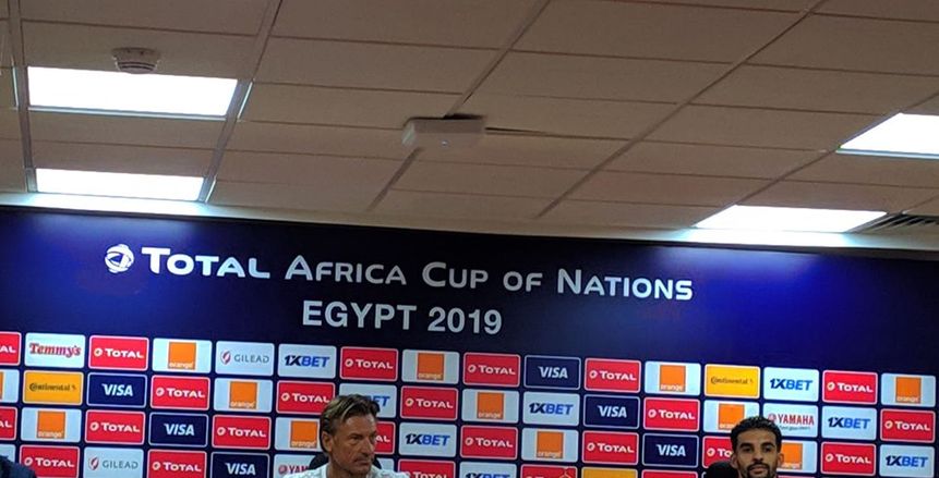 مبارك بوصوفة: مصر فعلت كل شيء لإنجاح أمم أفريقيا.. الملاعب رائعة