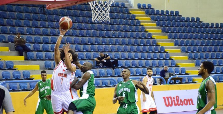المنتخب البحريني يفوز على السعودية بـ «البطولة العربية» لمنتخبات السلة