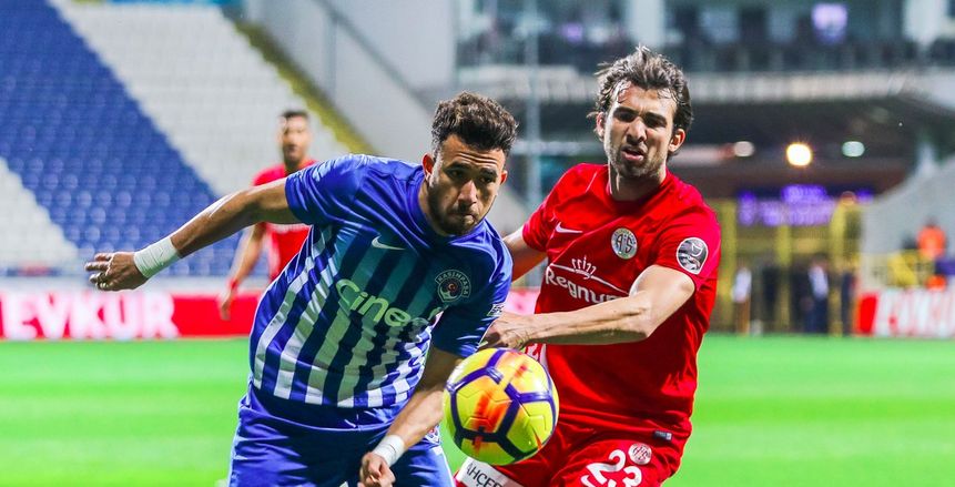 "تريزيجيه" يصنع في هزيمة قاسم باشا أمام أنطاليا سبور بالدوري التركي