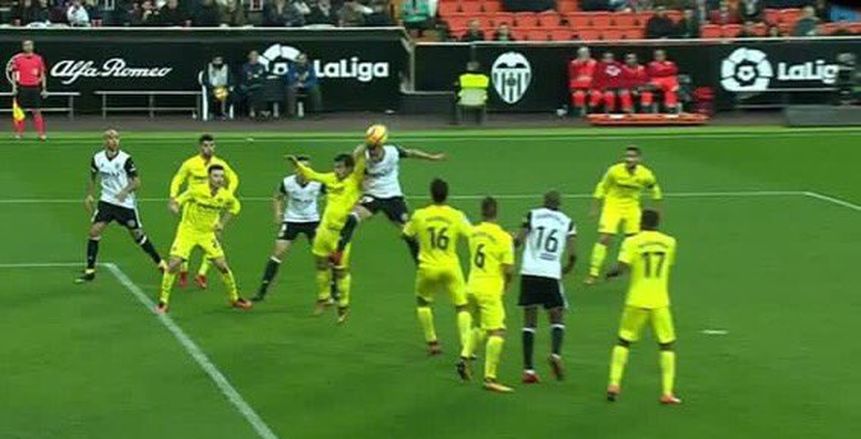 بالفيديو| الكل يترك برشلونة للانفراد بالصدارة.. فالنسيا يسقط أمام فياريال