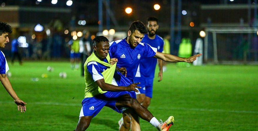 سموحة يدخل معسكرًا مغلقًا قبل مواجهة سيراميكا.. «غياب مغربي وميسي»