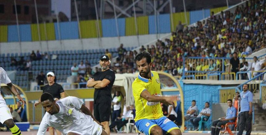 الإسماعيلي يبحث تمديد عقد عماد حمدى