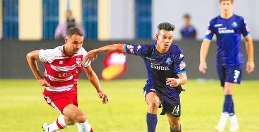 نبيل دونجا: «عقب عزاء والدي مسئولي بيراميدز قالو لي محتاجينك في مباراة الزمالك»