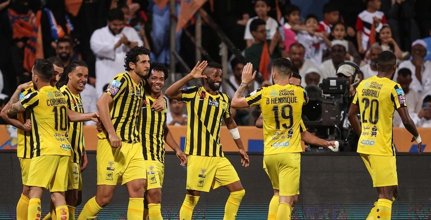 بقيادة حجازي وطارق حامد.. اتحاد جدة يتوج بلقب الدوري السعودي