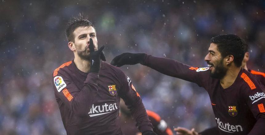«بيكيه» يغيب عن موقعة برشلونة وتشيلسي بدوري الأبطال
