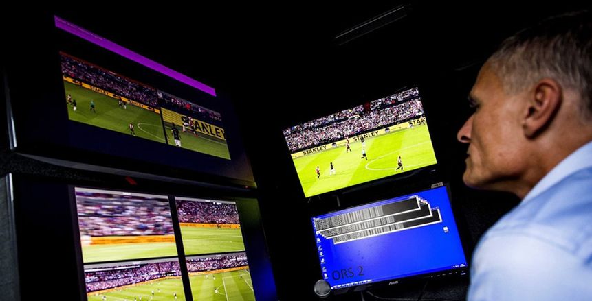 الاتحاد الأوروبي يدرس الاستعانة بتقنية الـ «var» بنصف نهائي «الأمم الأوروبية»