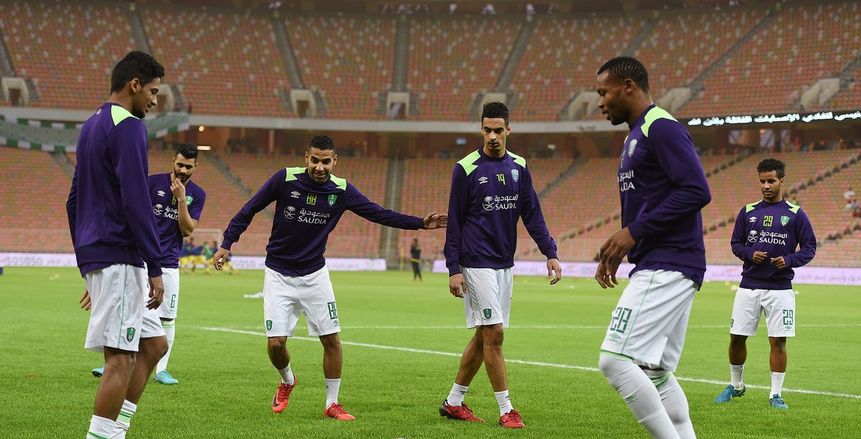 مؤمن زكريا على مقاعد بدلاء اتحاد جدة أمام العروبة