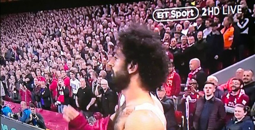 جماهير ليفربول تبرر هبوط أداء «صلاح» أمام «باريس» بالإصابة القديمة