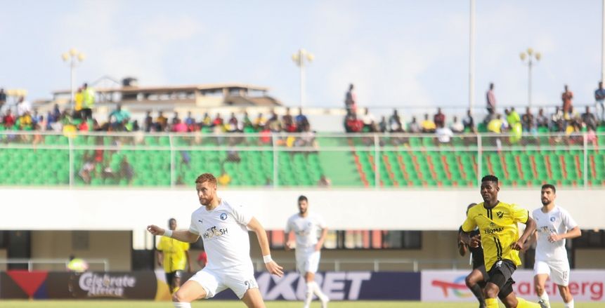 تشكيل بيراميدز أمام الجيش الملكي في بطولة الكونفدرالية.. فخر الدين بن يوسف في الهجوم