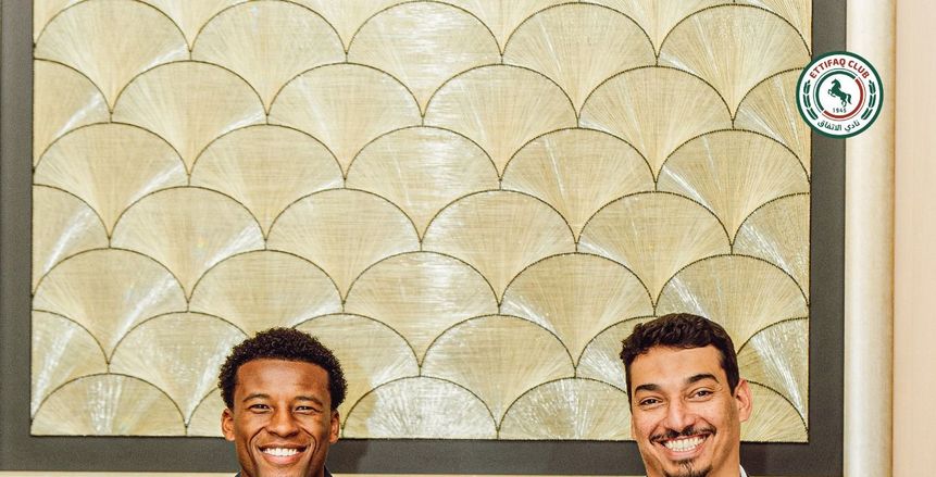 الاتفاق يعلن التعاقد مع لاعب وسط فريق باريس سان جيرمان