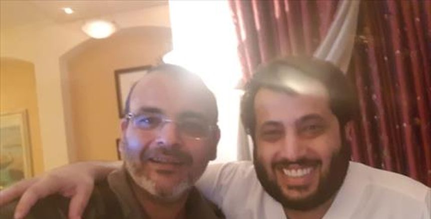 أيمن بهجت قمر يرصد مكافأة للاعبي بيراميدز للفوز على الزمالك   