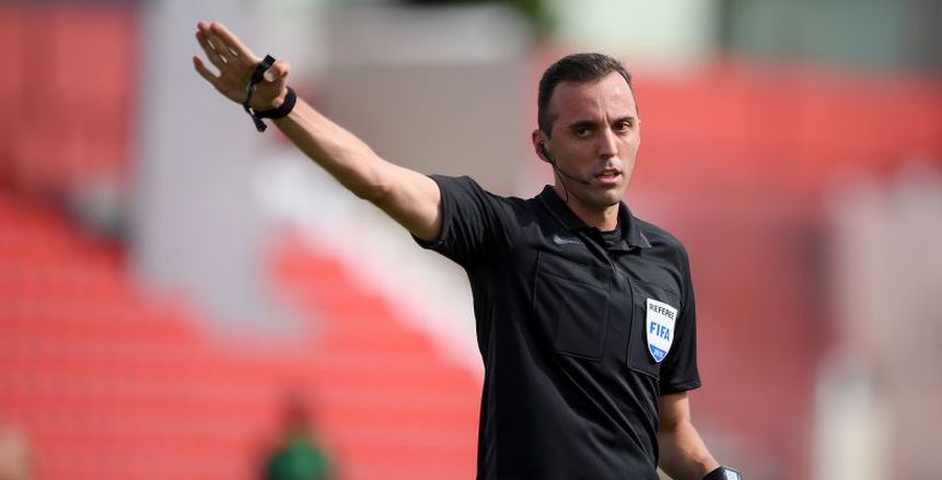 بالصور| البرتغالي جواو بينيرو.. زميل رئيس الزمالك في المهنة.. وعاشق للبطاقات الصفراء