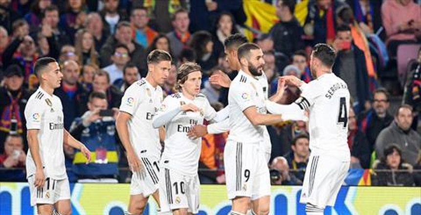 15 دقيقة| برشلونة يضغط لإدراك التعادل.. و«فينسيوس» يُهدر فرصة الهدف الثاني لـ«ريال مدريد»