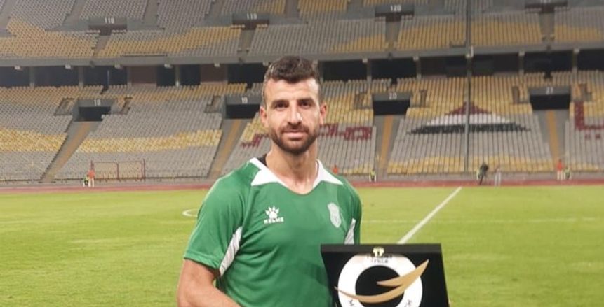 محمود متولي لاعب الأهلي السابق يعلن وفاة والده