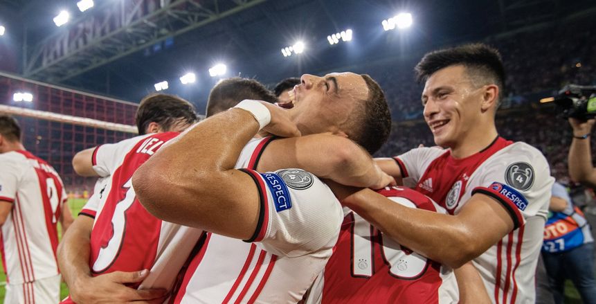 دوري أبطال أوروبا.. أياكس وكلوب وسلافيا براج يكملون نصاب دور المجموعات