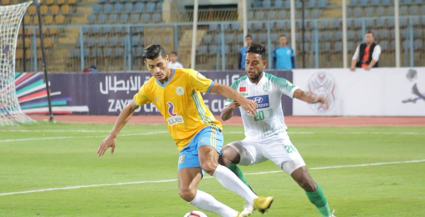 كأس زايد| جماهير الاسماعيلي تهتف للاعبين بعد انتهاء مباراة الرجاء