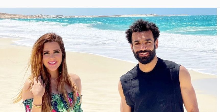 محمد صلاح يظهر مع شيما صابر في الساحل الشمالي: فخر العرب «صور»