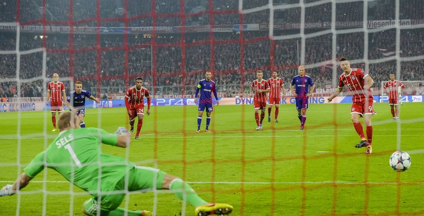 بالفيديو| بايرن ميونيخ يفتتح مشواره الأوروبي بثلاثية في مرمى أندرلخت